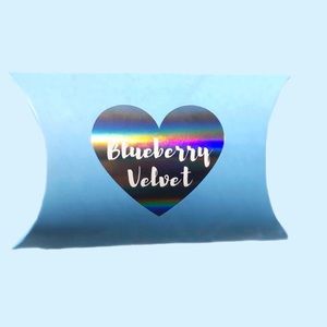 Meet your Posher, Blueberry Velvet